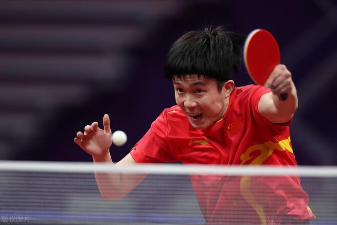 体育中甲：济南兴洲3-0青岛西海岸 笑傲“齐鲁德比”